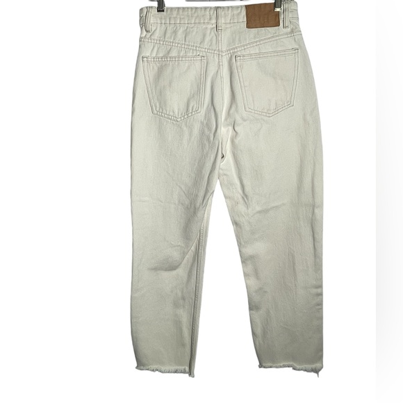ZARA jeans size 6 High Rise Straight Leg Cropped Jeans with Raw Hem 🩷 - Picture 7 of 9